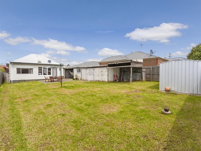 3 Dorothy Avenue, Belmont VIC 3216
