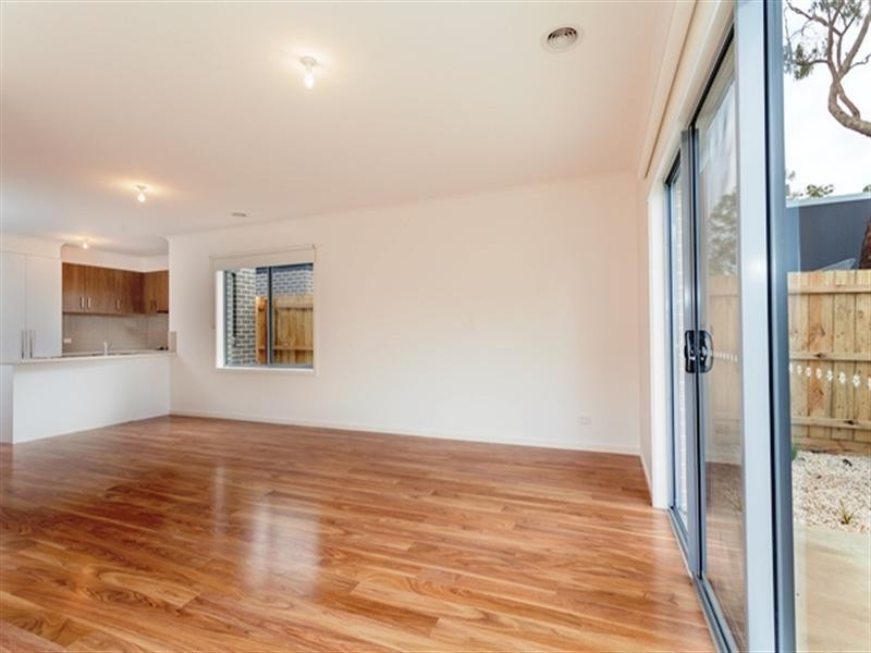 6/31-33 Helms Street, Newcomb VIC 3219