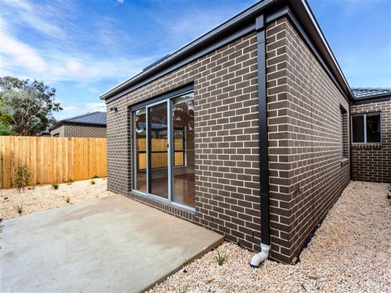 6/31-33 Helms Street, Newcomb VIC 3219