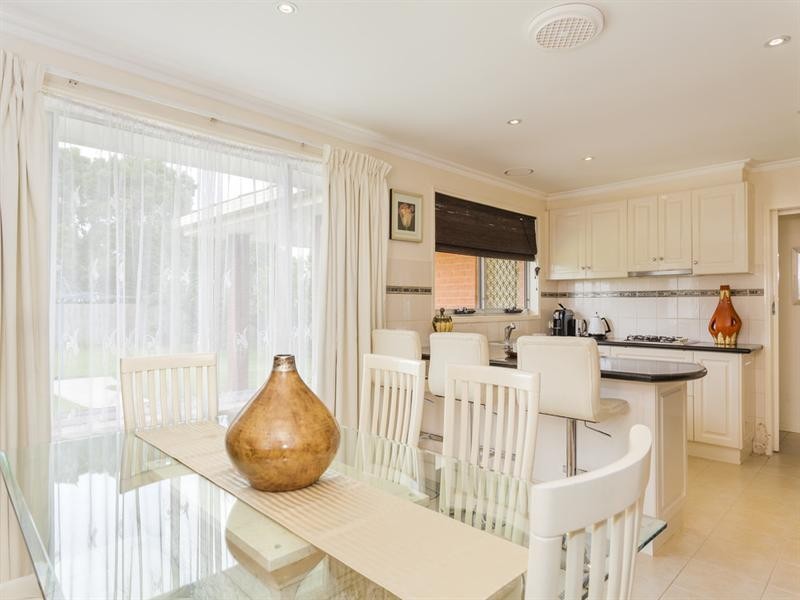 23 Truscott Street, Whittington VIC 3219