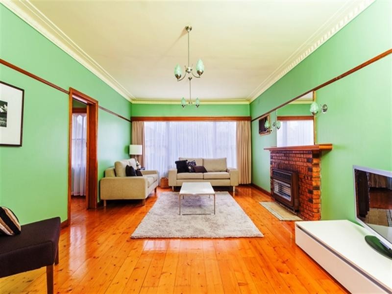 49 Wimmera Avenue, Manifold Heights VIC 3218