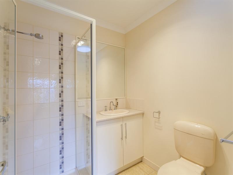 27 Roseview Way, St Albans Park VIC 3219