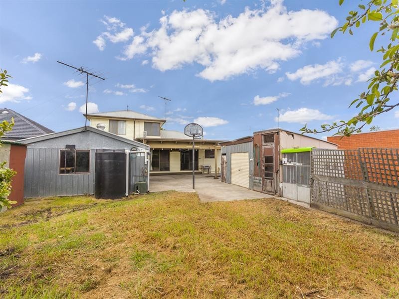 19 Westmoreland Street, St Albans Park VIC 3219