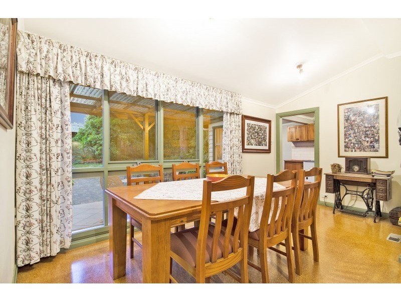 29 William Street, Newtown VIC 3220