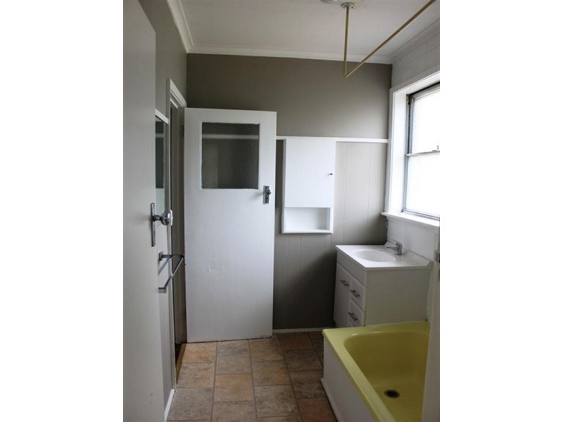 126 Portarlington Road, Newcomb VIC 3219