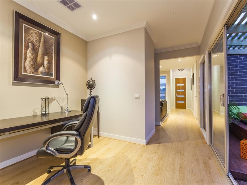 33 Anstead Avenue, Drysdale VIC 3222