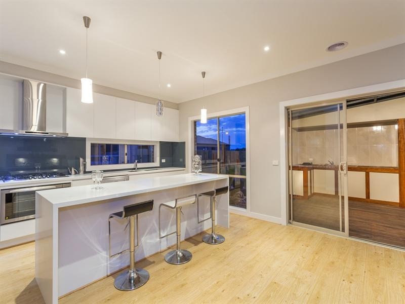 33 Anstead Avenue, Drysdale VIC 3222