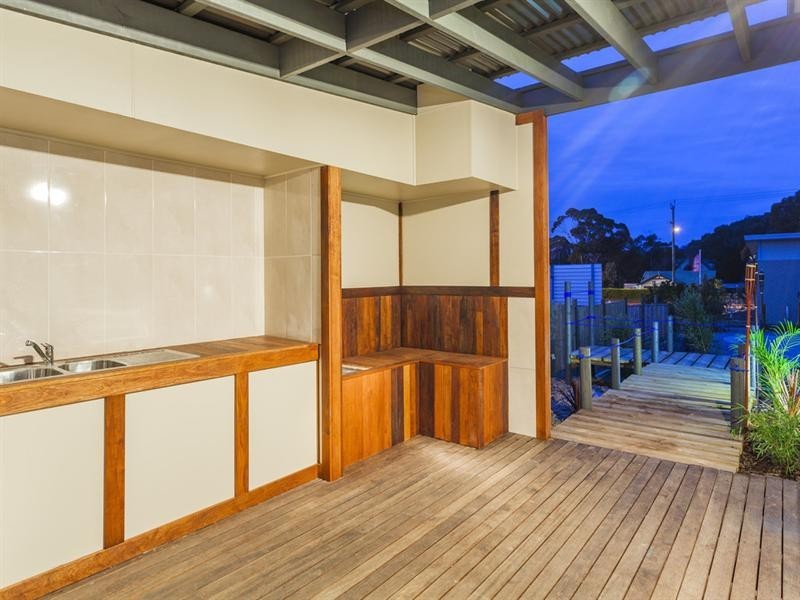 33 Anstead Avenue, Drysdale VIC 3222