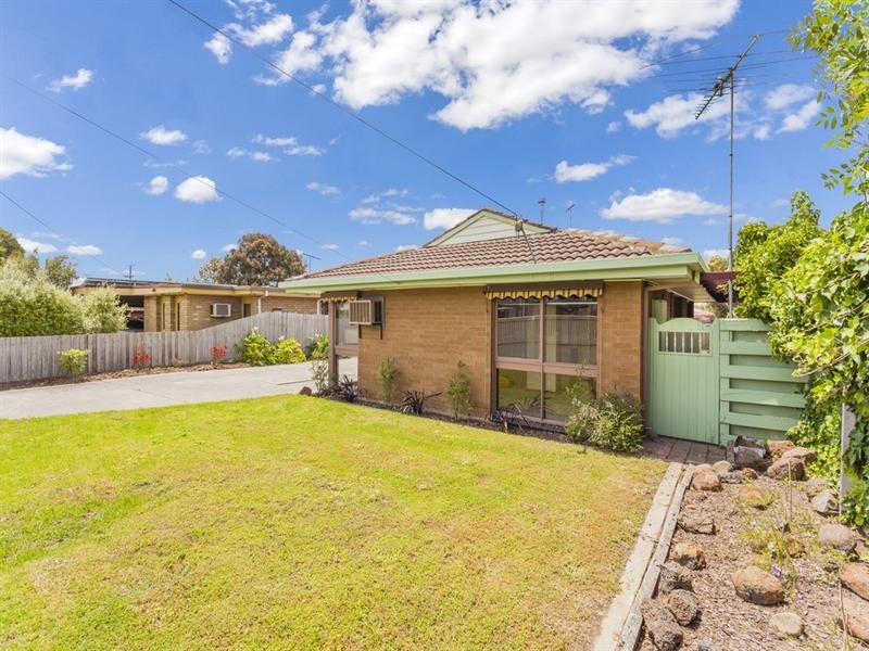 75 Burdoo Drive, Grovedale VIC 3216