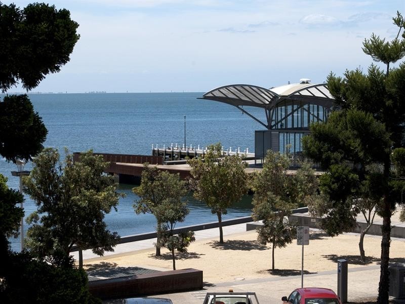100 Western Beach, Geelong VIC 3220