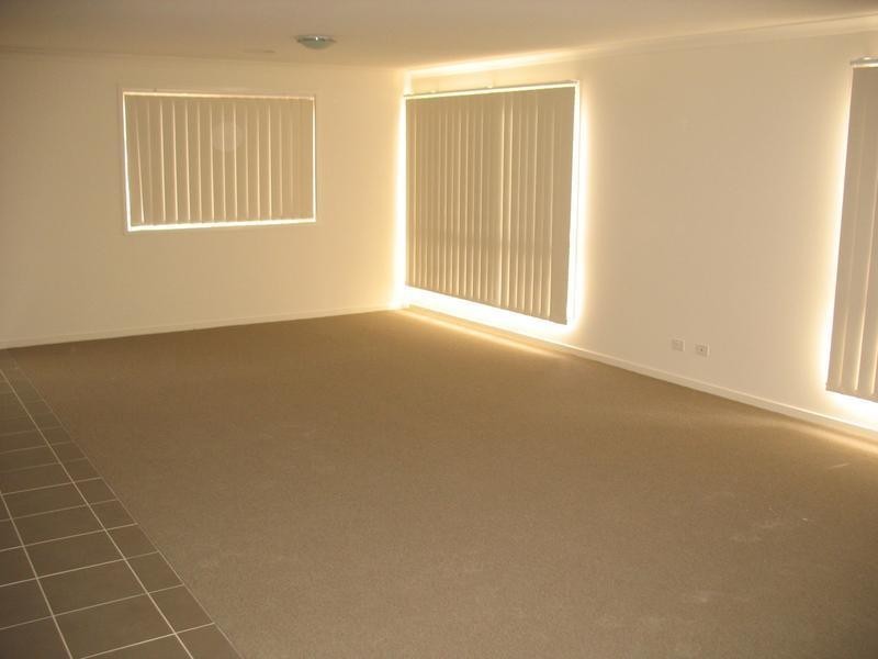 28 Sugargum Drive, Waurn Ponds VIC 3216