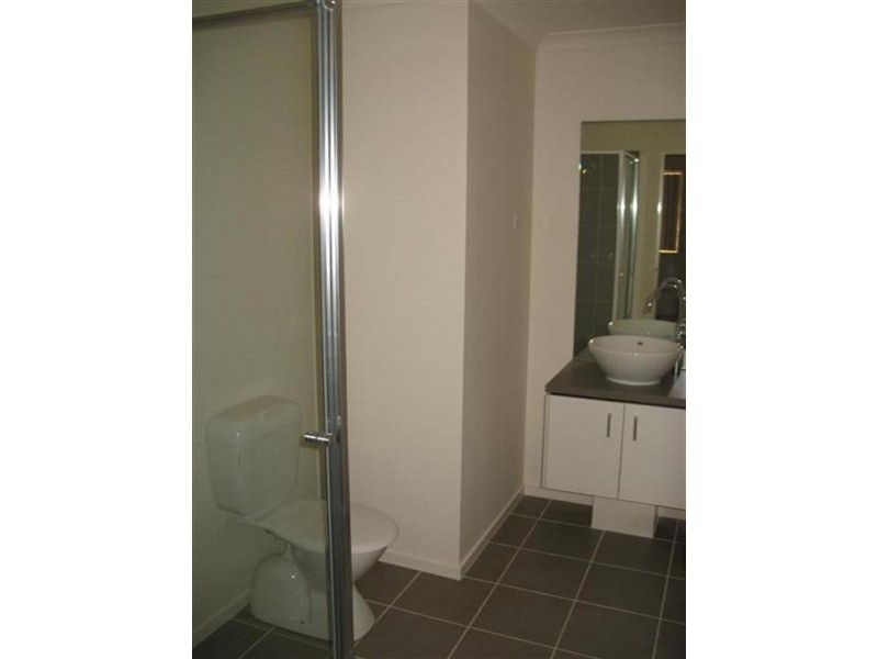 28 Sugargum Drive, Waurn Ponds VIC 3216