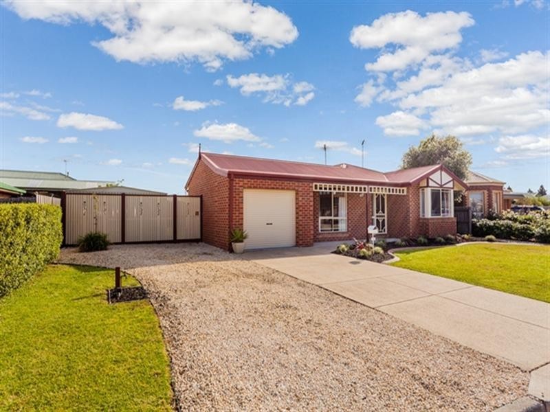 3 Templeton Court, St Albans Park VIC 3219