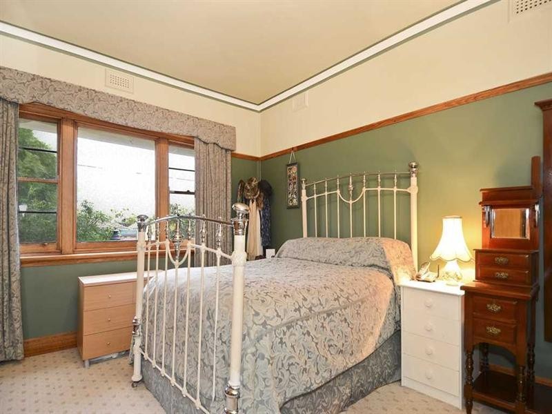 29 William Street, Newtown VIC 3220