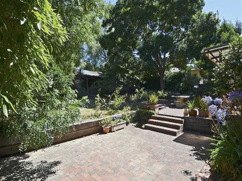 29 William Street, Newtown VIC 3220