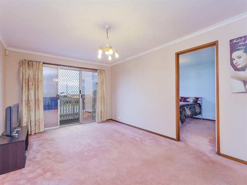 144 Ballarat Road, Hamlyn Heights VIC 3215