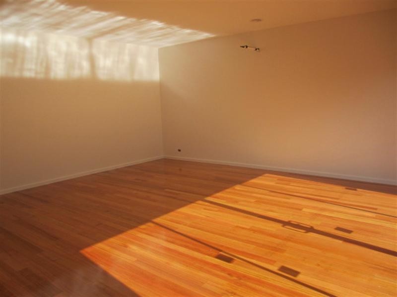 2/1 Herbert Court, Newcomb VIC 3219