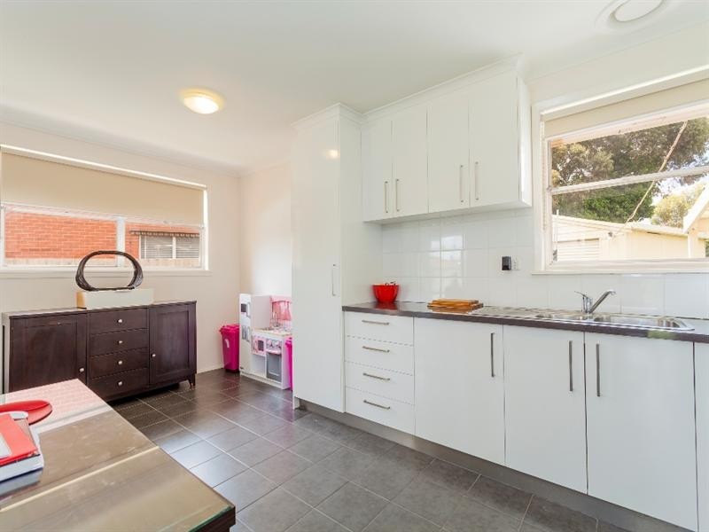 2 Kosciusko Avenue, Corio VIC 3214