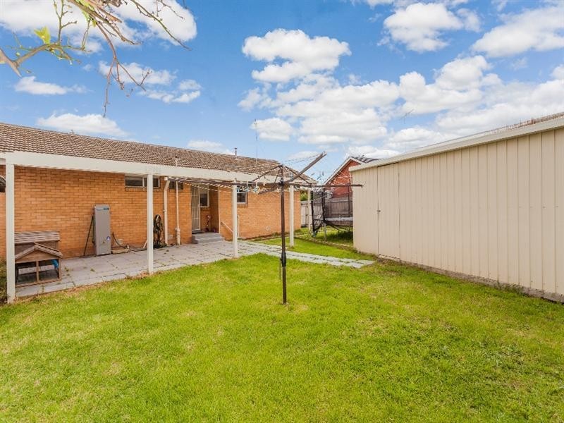2 Kosciusko Avenue, Corio VIC 3214