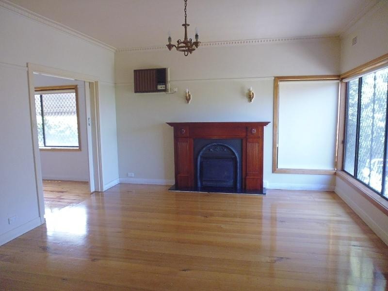 171 Minerva Road, Newtown VIC 3220