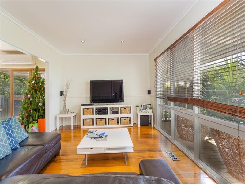 37 Laguna Place, Grovedale VIC 3216