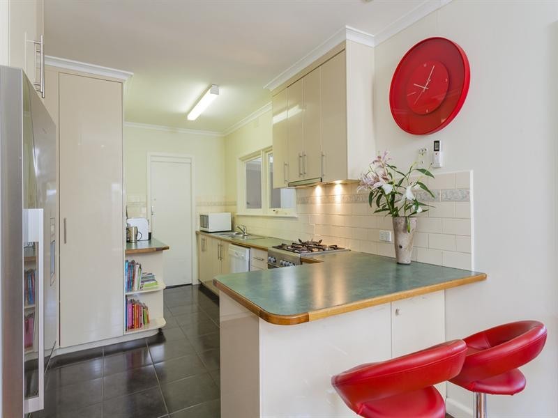37 Laguna Place, Grovedale VIC 3216