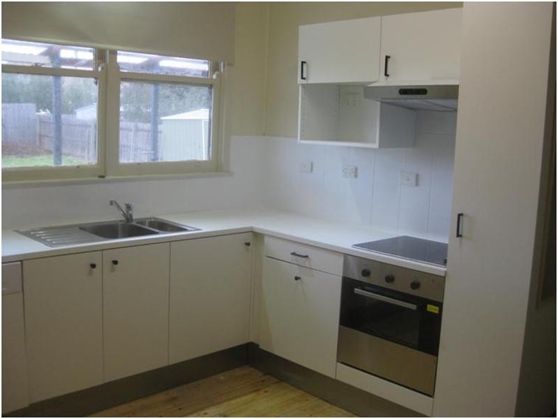 2 Kookaburra Court, Norlane VIC 3214