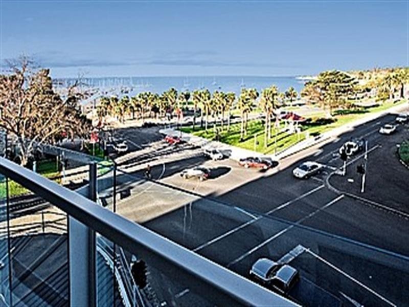 303 Promenade Tower, Geelong VIC 3220