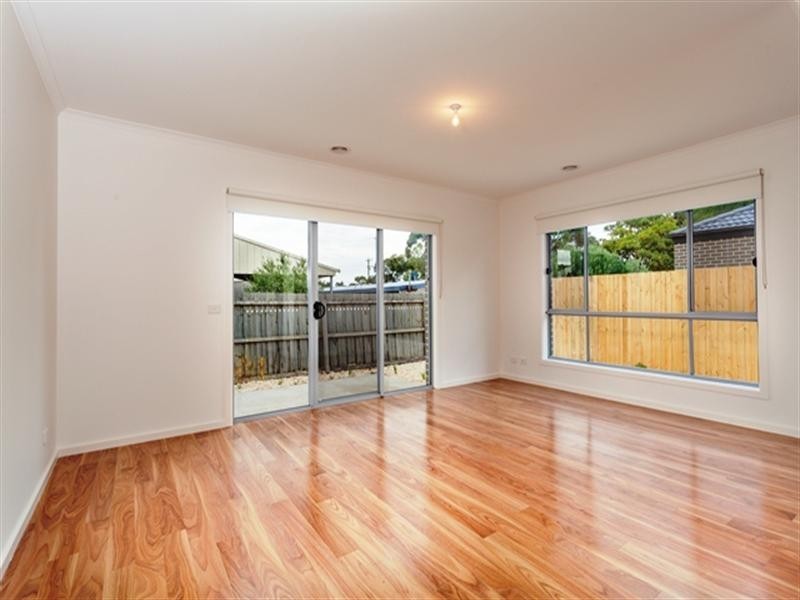 3/31 Helms Street, Newcomb VIC 3219