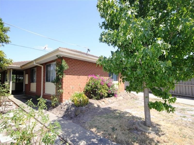 14 Worden Court, Whittington VIC 3219