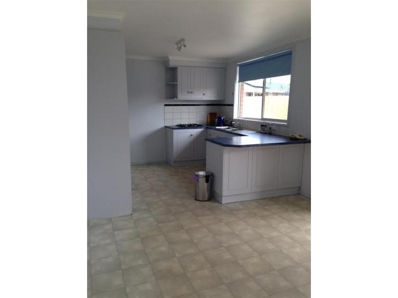 14 Worden Court, Whittington VIC 3219