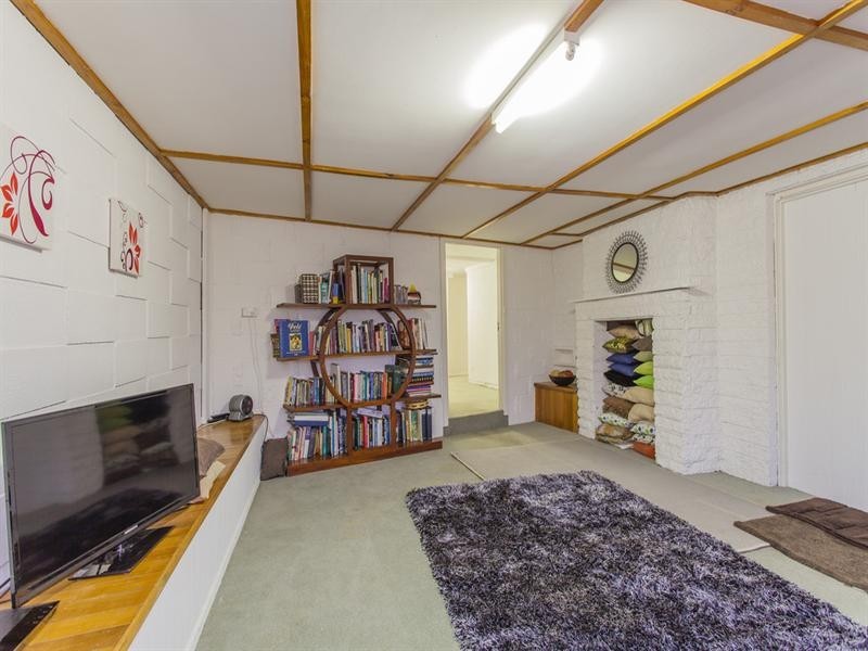 72 Reigate Road, Highton VIC 3216