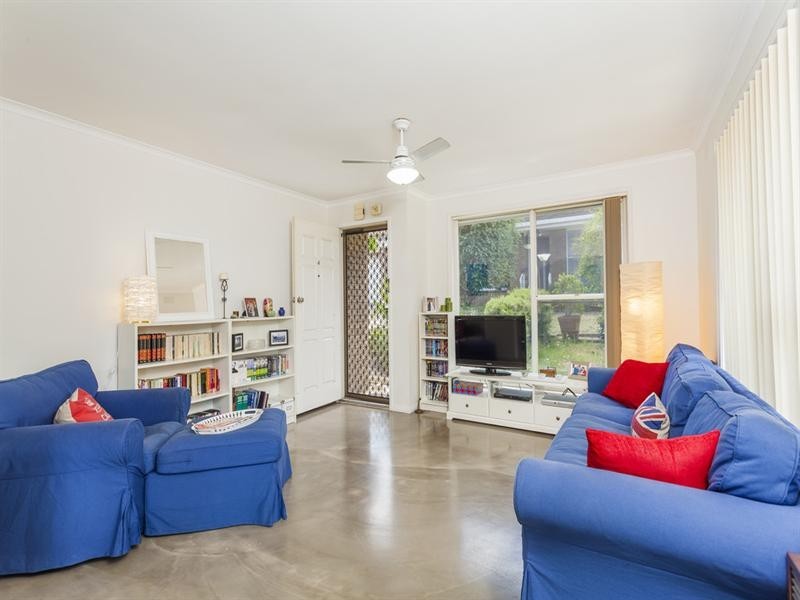 4/16 Elizabeth Street, Highton VIC 3216