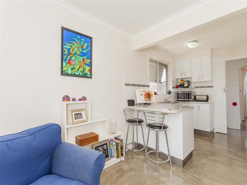 4/16 Elizabeth Street, Highton VIC 3216