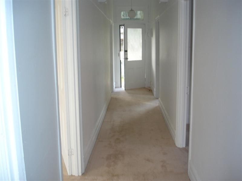 31 Waratah Street, Geelong West VIC 3218