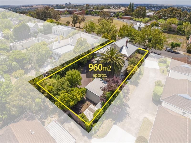 201 Noble Street, Newtown VIC 3220