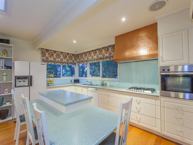 201 Noble Street, Newtown VIC 3220