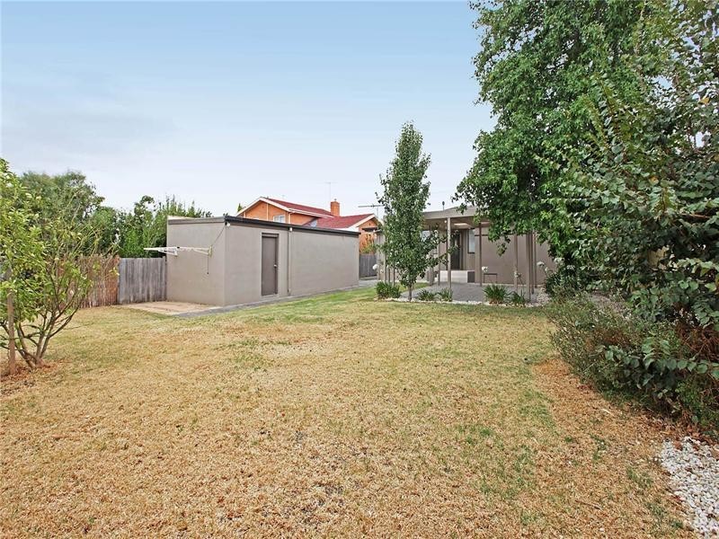 86 Ernest Street, Bell Post Hill VIC 3215