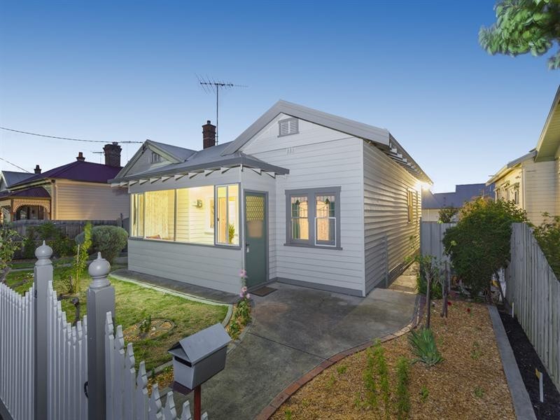 16 Gertrude Street, Geelong West VIC 3218