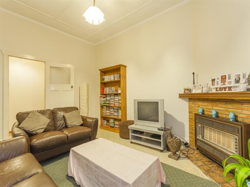 16 Gertrude Street, Geelong West VIC 3218