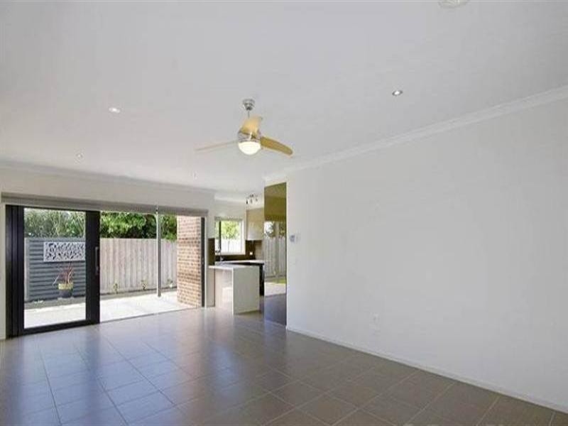 12a Roslyn Road, Belmont VIC 3216