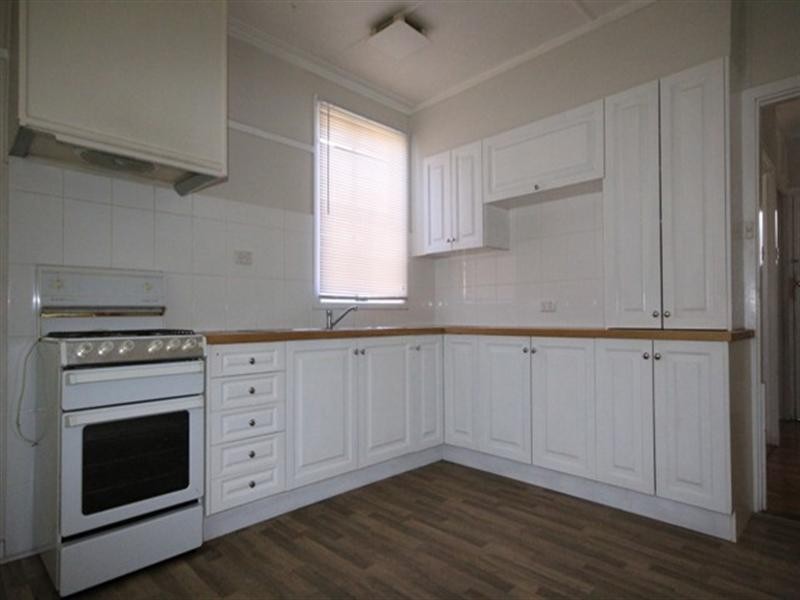 8 Salvia Street, Norlane VIC 3214