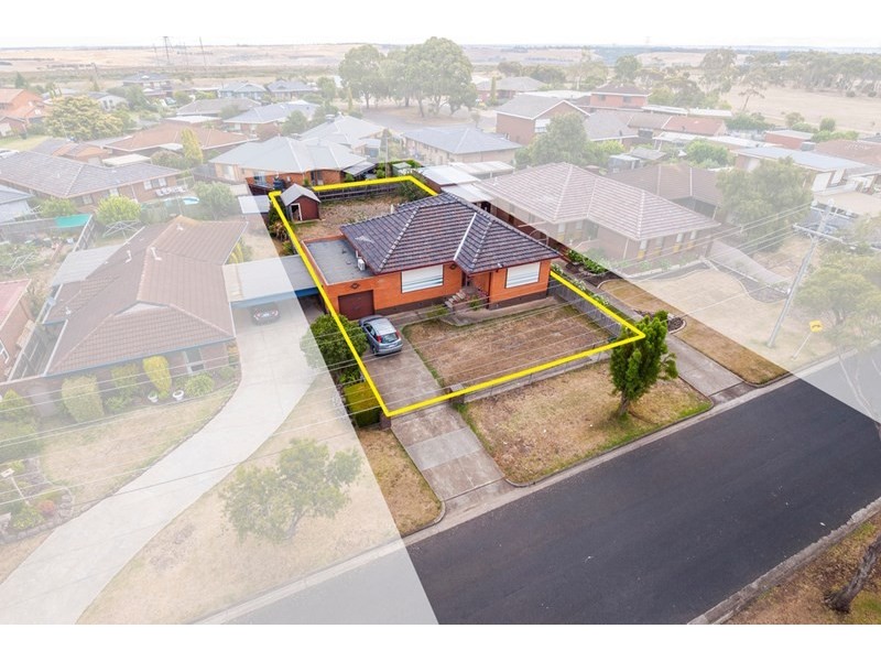 120 Sladen Street, Hamlyn Heights VIC 3215