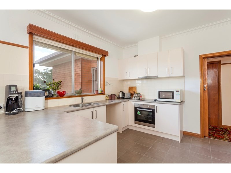 120 Sladen Street, Hamlyn Heights VIC 3215