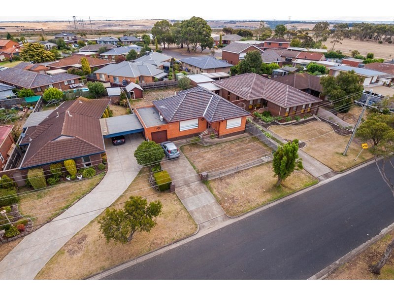 120 Sladen Street, Hamlyn Heights VIC 3215