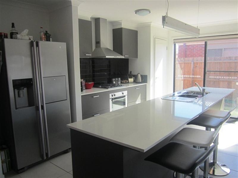 34 MacFarlane Street, Marshall VIC 3216