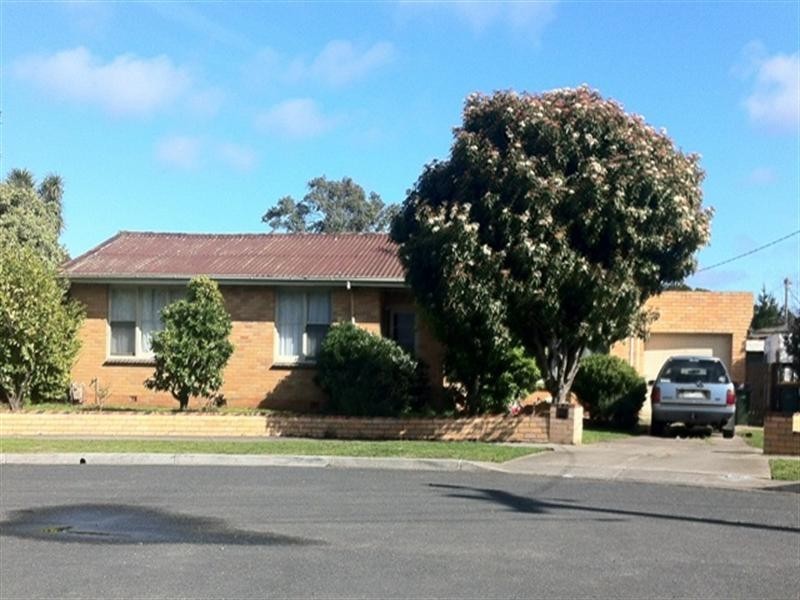 4 Herbert Court, Newcomb VIC 3219