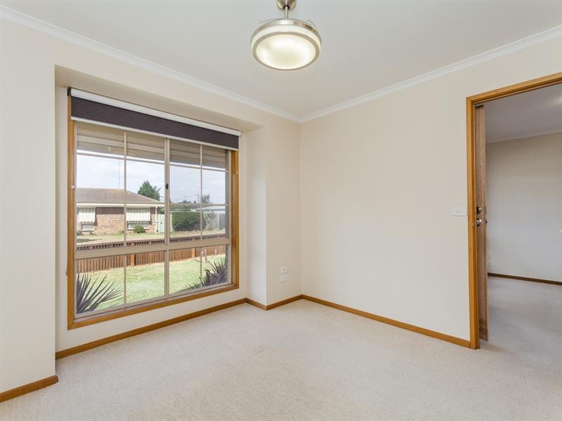 2a Dunmow Crescent, Hamlyn Heights VIC 3215