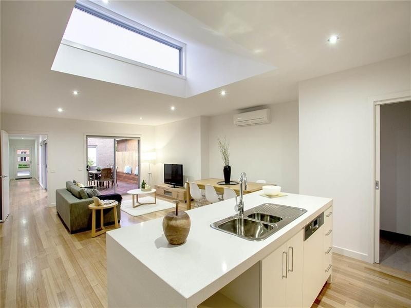 5B College Court, Newtown VIC 3220