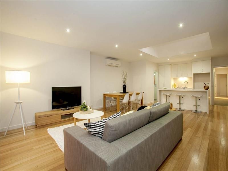 5B College Court, Newtown VIC 3220